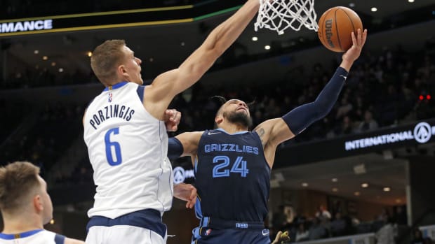 Kristaps Porzingis, Dallas Mavericks